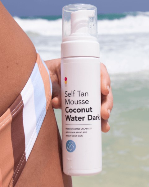 Self Tan Mousse - Coconut Water Dark: Varuprover